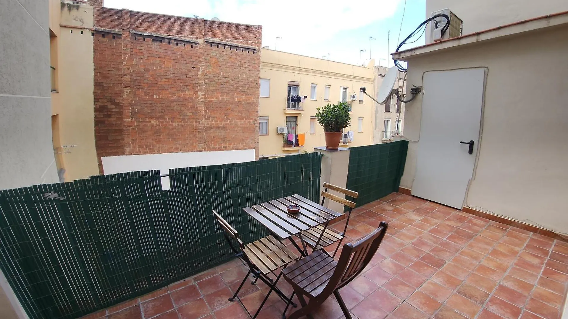Apartments Near Ramblas - Only For Stays Over 32 Days Barcelona