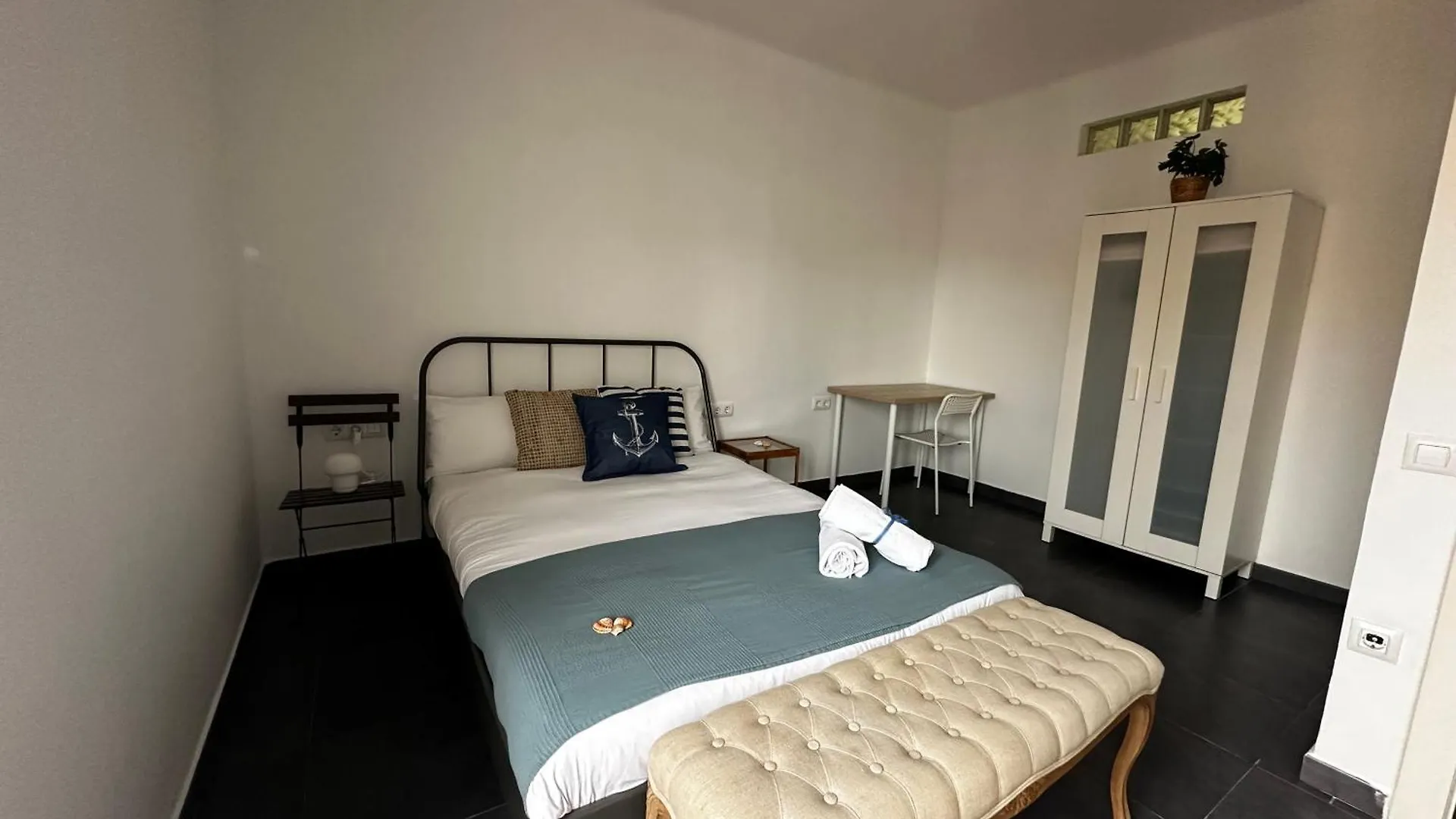 Apartments Near Ramblas - Only For Stays Over 32 Days Barcelona 0*,  Spain